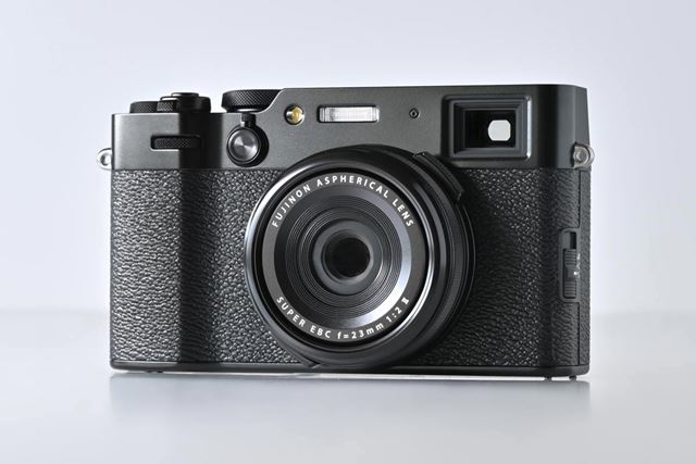 �x�m�t�C�����uX100VI�v�ő����r���[�I ���Ƀ{�f�B����u���␳�𓋍�