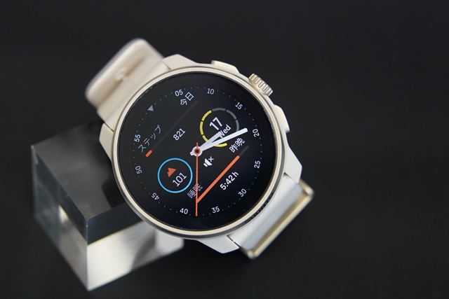 �X�}�[�g�Ȋ炵�đ̈��n�B �X���g�uRACE S�v�̏[�������X�|�[�c�@�\�ɔ���