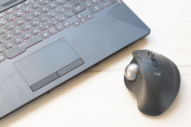 【美品】MX ERGO S グラファイト　MXTB2 マウス トラックボール MX ERGO S グラファイト MXTB2 ［光学式