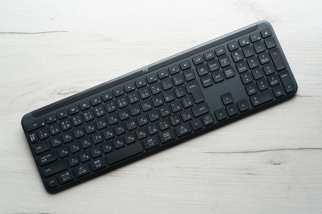 【now （48時間以内に発送）様】　Logi SIGNATURE K950 k950-graphite-gallery2-jp.png