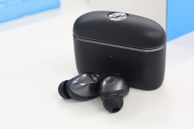 �C���z���̎������ς��I �o�b�e���[�����\�ȁuMOMENTUM True Wireless 5�v���r���[