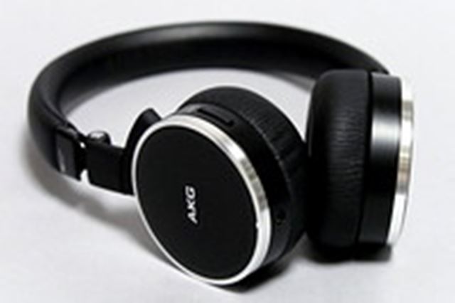 AKG�j��ō��̏������ʂ���������NC�w�b�h�z���uN60NC�v���r���[