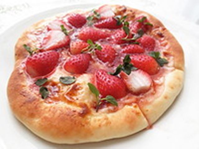 �u���������Ηq �s�U���[�J�[�v�ō��C�`�S�̃f�U�[�g�s�b�c�@