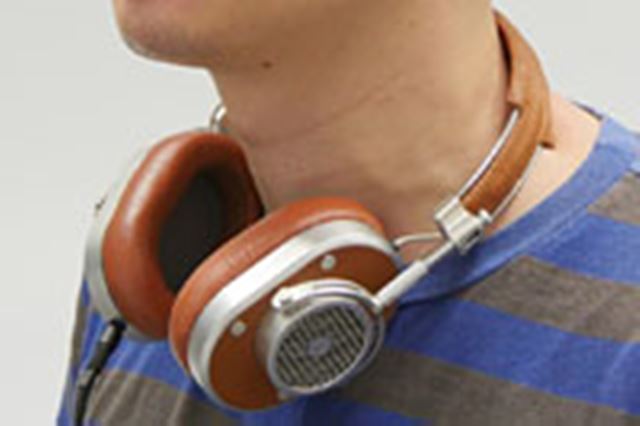 MASTER & DYNAMIC MH40 [GUNMETAL/ALCANTARA] 価格比較 - 価格.com