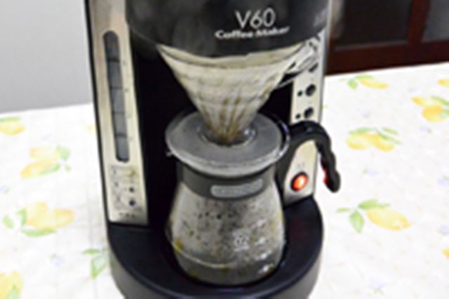HARIO V60 珈琲王コーヒーメーカー 2~5杯用 ブラック EVCM-5 Amazon | HARIO V60 珈琲王コーヒーメーカー 2~5杯用 ブラック