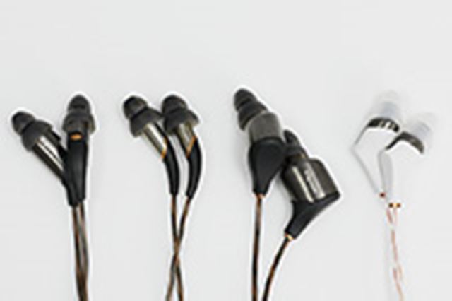 最終値下　生産終了品　Klipsch X12i クリプシュ　有線イヤホン Klipschのイヤホン「X12i」レビュー。艶やかな音で女性ボーカル