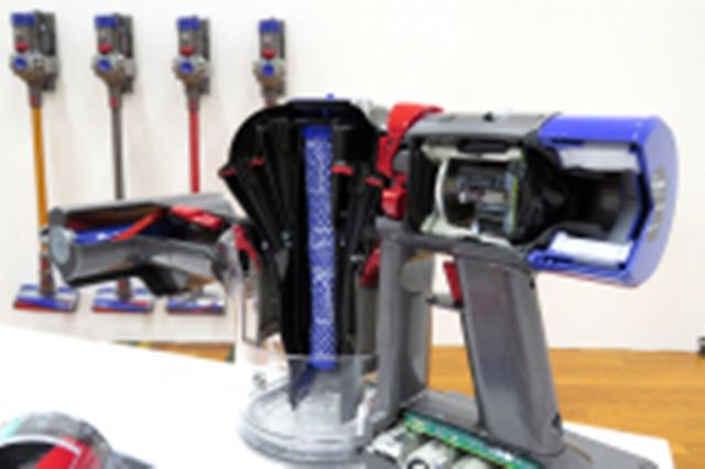Dyson V8 Fluffy+ SV10FFCOM2 アタッチメント付き ダイソン Dyson V8 Fluffy+ SV10FFCOM 価格比較 - 価格.com