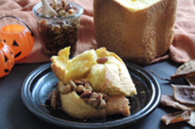 �n���E�B���ɐH�ׂ����I�u�ӂ�����p��������v�ō��p���v�L���p��