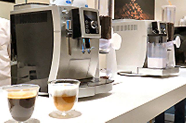 �s���Ă��܂����I �f�����M�̃G�X�v���b�\��̌��ł���u�f�����M�\�Q���v�I�[�v��