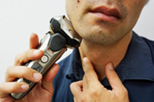 6�N�Ԃ�ɔ����ւ����d�C�V�F�[�o�[�u�����_�b�V�� ES-LV9B�v�̒�薡�ɋ����I