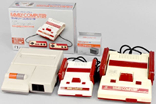 �t�@�~���q�g�ďW���h�I �C�V���u�~�j�t�@�~�R���v�́A���t�@�~�R���Ɖ����Ⴄ�H