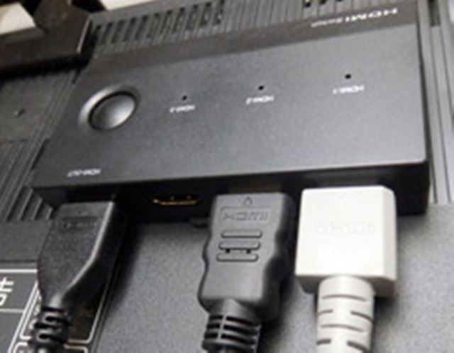 端子不足を解消! リモコンで切り替えられるHDMIセレクター