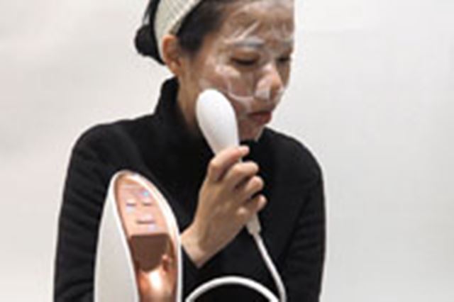 大幅値下げ！炭酸イオンエフェクター！自宅エステ！ 61UL1XObA3L._UF350,350_QL80_.jpg
