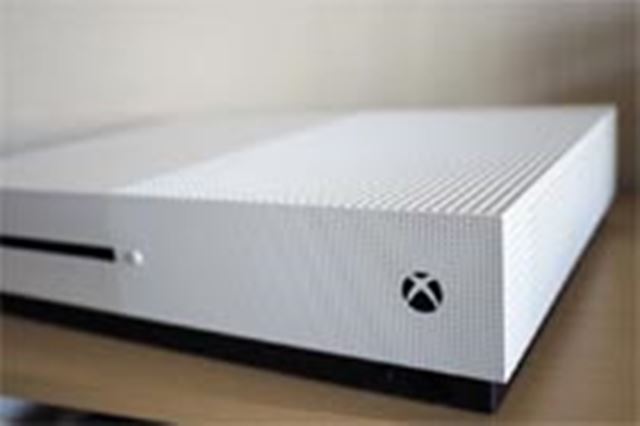 家庭用ゲーム機本体 Xbox - Xbox One S 1TB Halo Collection Xbox One S 1TB Console - Halo Collection Bundle - Bundle
