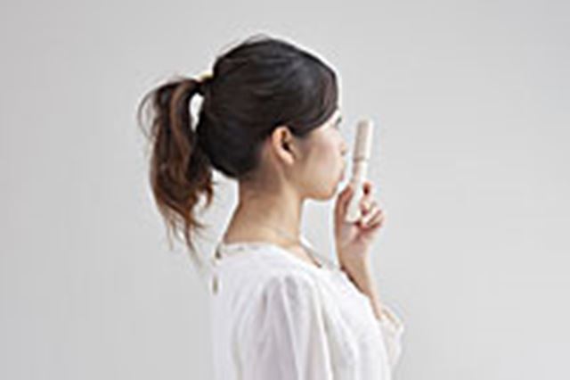 �f�[�g�O�Ƀ`�F�b�N�������A�^�j�^�̌��L�`�F�b�J�[�uEB-100�v������