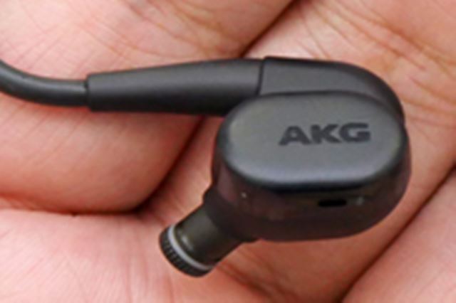 AKG N30 価格比較 - 価格.com