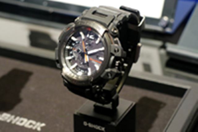 �u�J�V�I�g�����v���瑱�����S�������ւ̐V���Ȉ���I �J�V�I��3�̎����擾�V�X�e���𓋍ڂ����uG-SHOCK�v�𔭕\