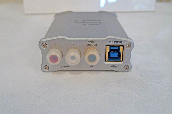 o̓C^[tFCX́AUSB͂1nAo͌p̌/fW^1nARCAo͂1n