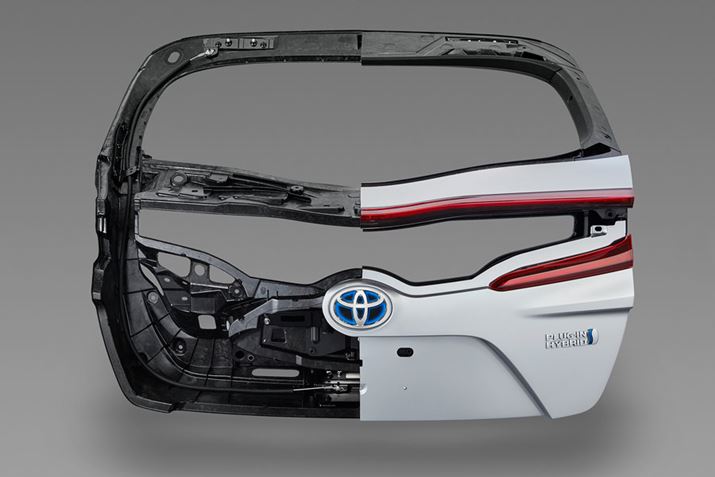 obNhA̍i̓J[{fށBvEXPHV̂悤ȑʐYԂɎĝ͉IȂƂ