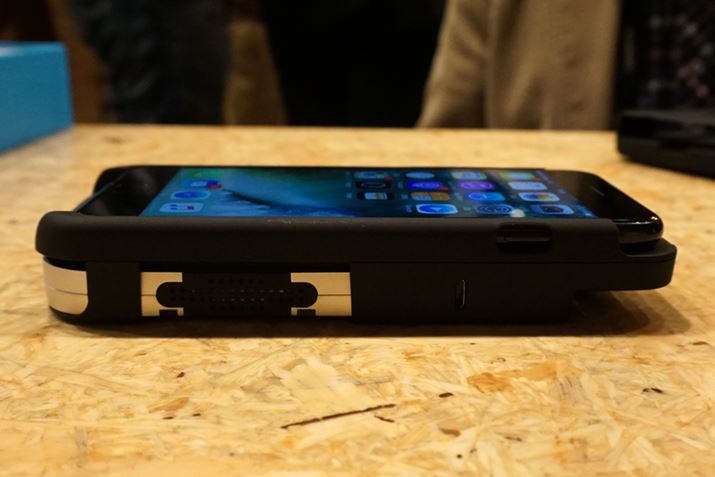 uPower caseviPhoneƖ{@[lq