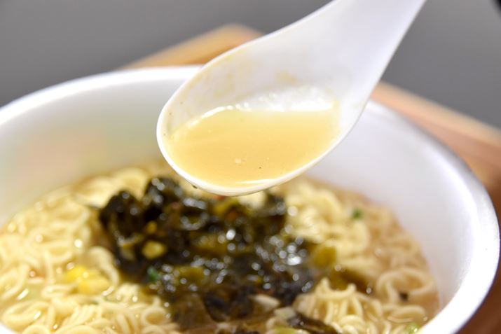 Ƃ񂱂X[v́AƂ킢BOɁAtł߂ł