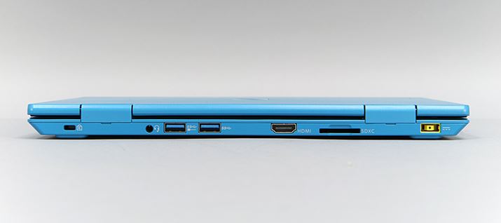 OC^[tFCXׂ͂ĔwʂɓڂĂBEʂɒ[q͂Ȃ