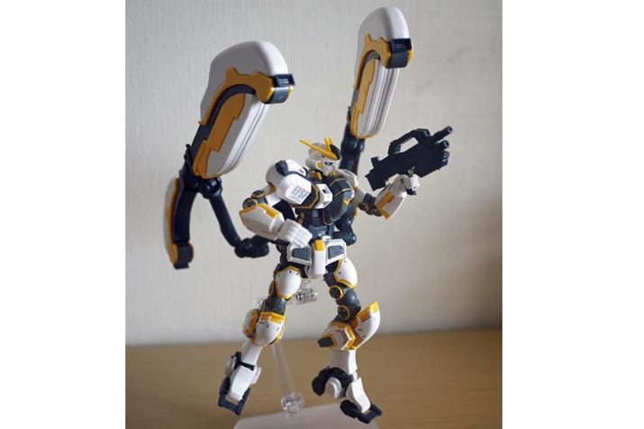 ʏ́uV_bVK_v̂悤Ɍɔw悤ȃX^CőĂ܂