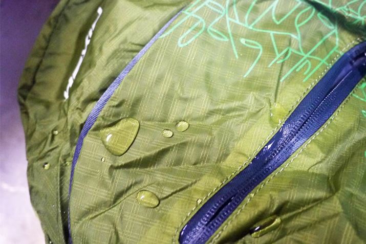 Ă̂œˑR̉JłוʂȂĂł