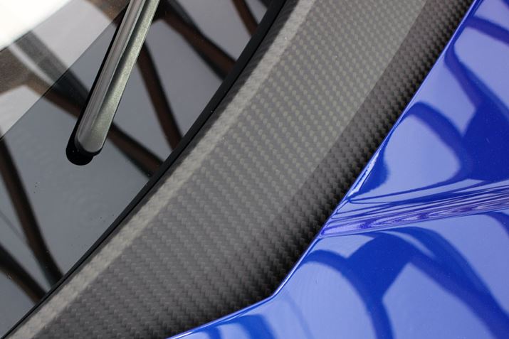 ̃RZvgJ[̓J[{ĂA{fB̂ɃJ[{̖Ԗڂ