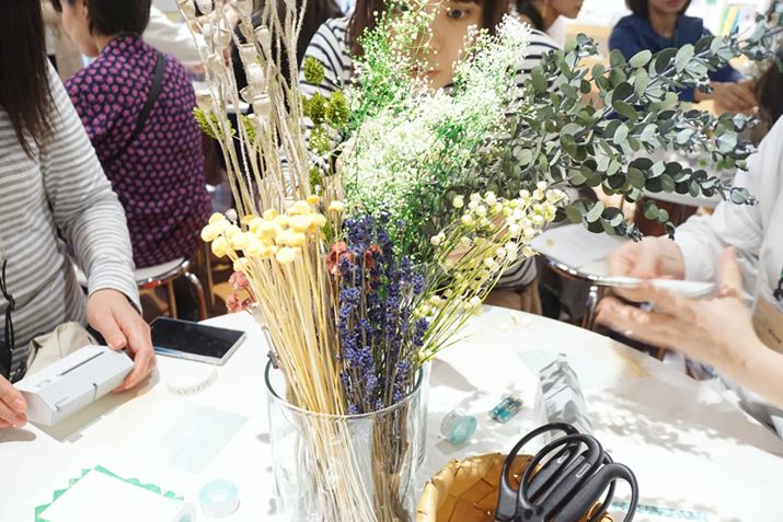 AIŁA|XgJ[hɓ\t悤łBM҂ɂ͓ՓxI