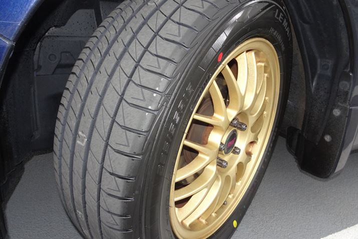 VȉԁB100kmقǂ͂ł邾Ă˂ɉ^]āu炵v܂