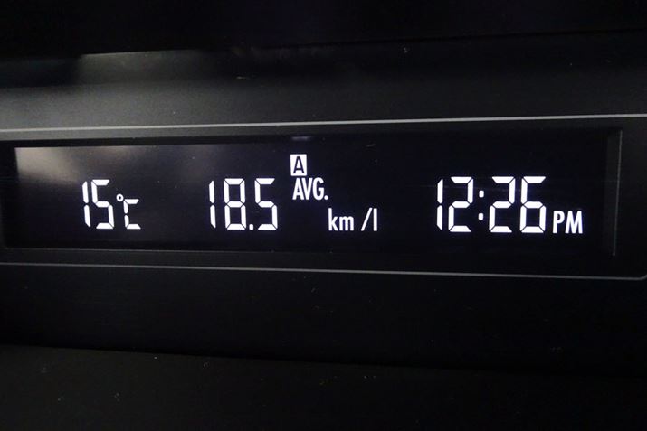 EIC`E쓌ICi1300kmj̍qϔR̓b^[18.5kmł