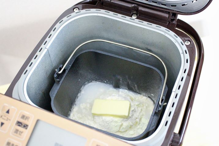 H𑕒pP[XɃhCC[XgȊO̍ޗA{̂ɃZbg