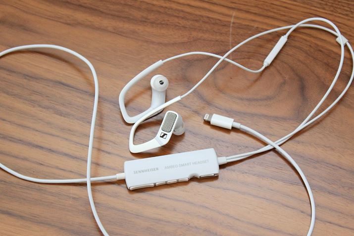 炭ÉAX}zƐڑăoCm[^łCzAMBEO SMART HEADSET