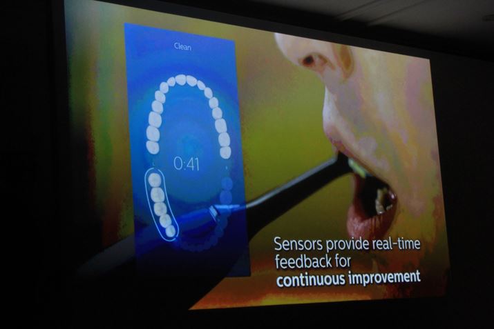 pAvuPhilips Sonicare appvgAX}zƎuVBluetoothڑĎ̏ԂǗł