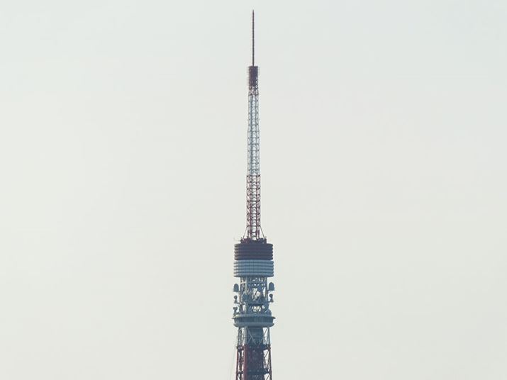 w30{i720mmjƓ^[ɂ܂ŃY[ł܂