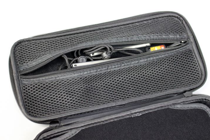 |Pbg͐Lk̂iCn̗pBJoy-ConXgbv2ƃQ[J[h1Ă݂܂A܂Xy[X]邭炢̑傫ł