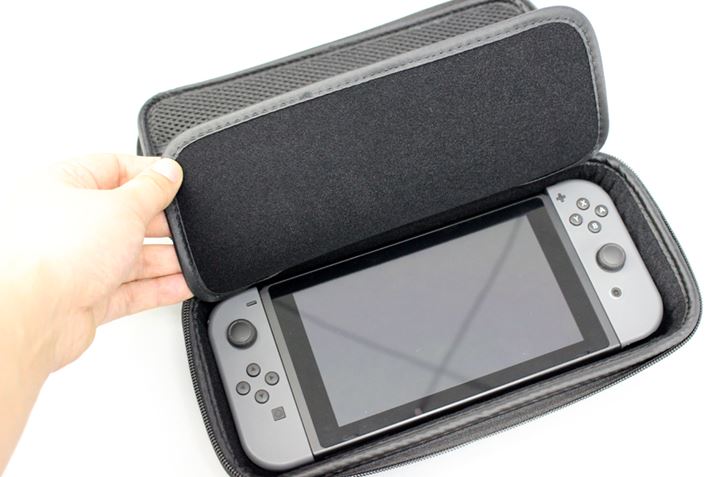 d؂グāẢNintendo Switch{̂[Bd؂̕\ʂ͉tȂ悤ɋNёfނłłĂ܂