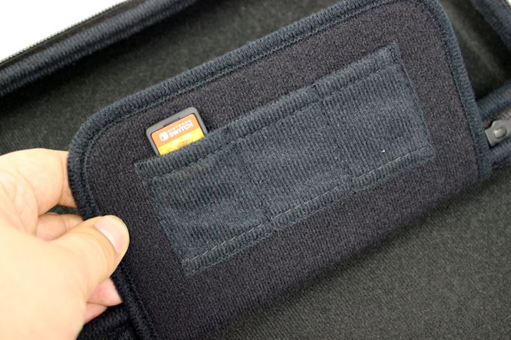 tی삷邽߂̃Zp[^[̗ɂ́AQ[J[hp̃|Pbg3