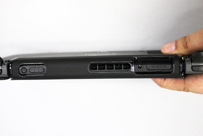 d{^CzWbN̕ɂ͌Ԃ󂢂Ăeؐ݌vBJo[𑕒܂܉ʂ𒲐߂AQ[J[hł܂