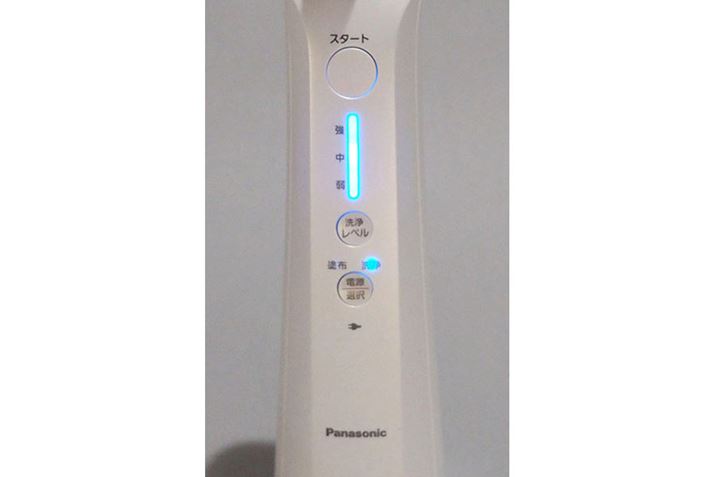 u򃌃xv{^ŁAAA3iKIł܂