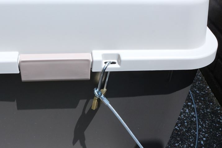 Ađz{bNXɋ߂ÂĂ݂ƁA{ĂBƂƂ́cc