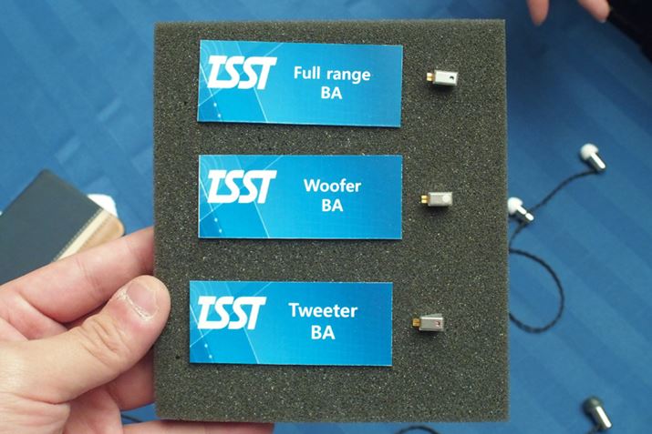 EARNiNEŎgĂ鎩ЊJBAhCo[