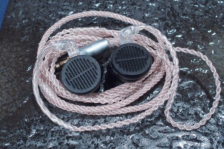 Unique Melody̕ʐUCz