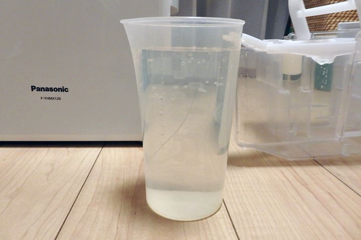 ^]IAr^Nɂ800ml𒴂鐅܂Ă܂