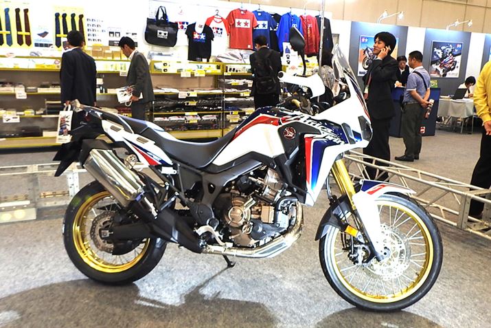 TAMIYAu[X́uHonda CRF1000L AtJcCv