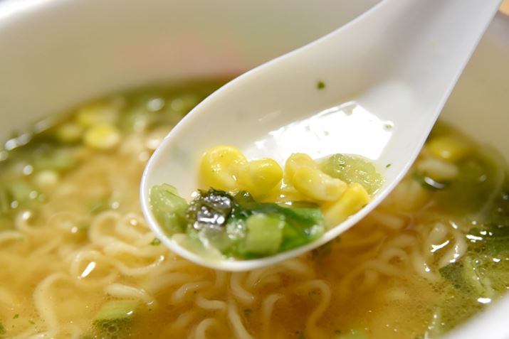 ؂Ƃ낱Ȃǂ̋ނƁAX[vƂ͔̑Qł