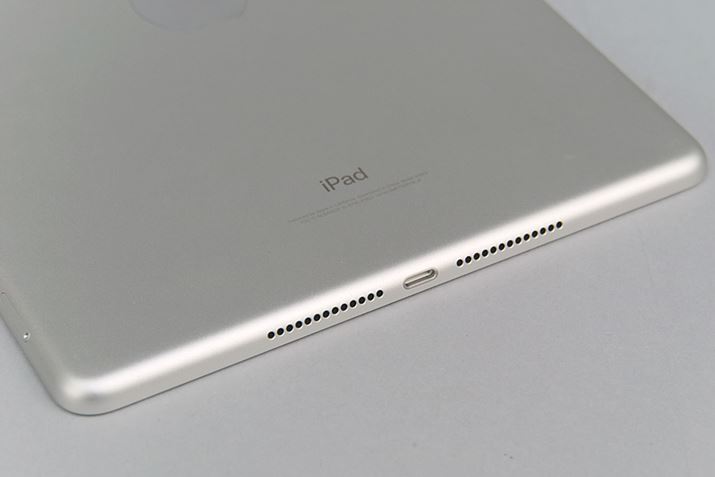 Xs[J[͖{̉2ڂBz[{^ɂ͎wZT[́uTouch IDv