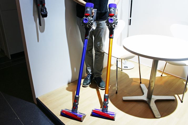 uV7vijƁuV8viEjłApbƌڂɂ͈Ⴂ͂܂