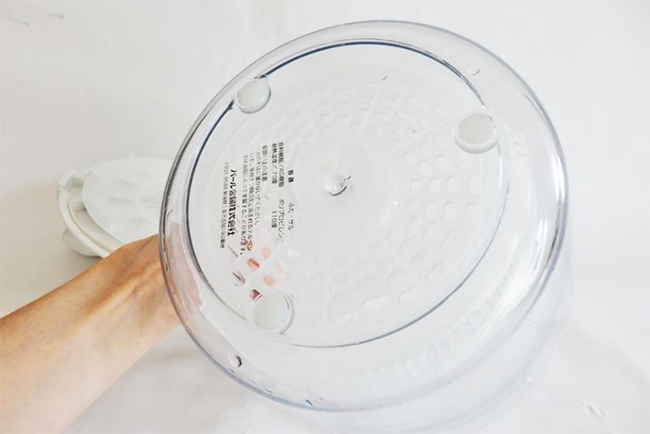 {E̗ʂɂ͊~߂A{̂]ۂ̐U}āAe[ȕŌ̂h܂